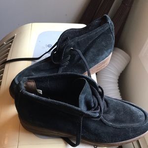 Teresi made in Germany size 5 suede leather NWOT